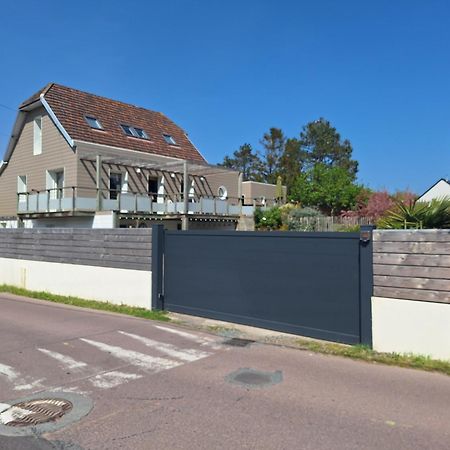 Appartement Moderne Avec Terrasse - Proche Mer Agon-Coutainville Exterior foto